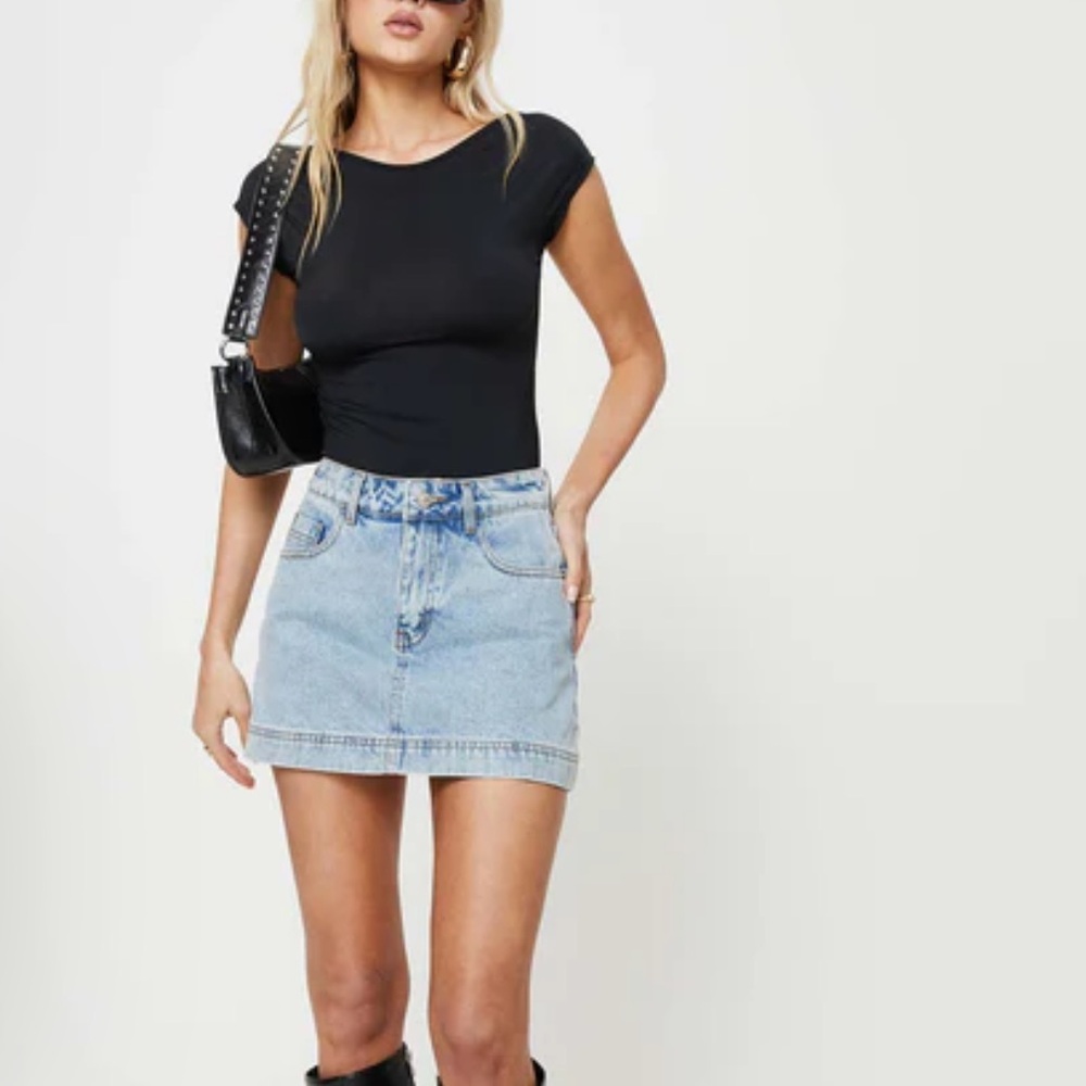 Gazelle Denim Skort Light Wash